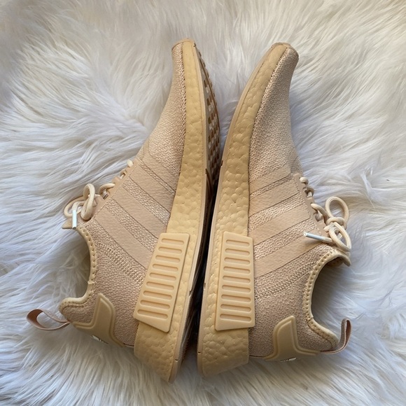 Adidas NMD R1 Halo White Blush - Picture 6 of 11